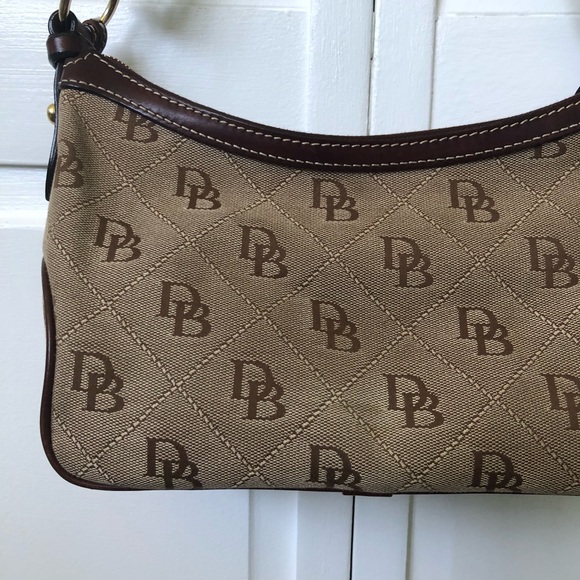 Dooney & Bourke Vintage Signature Structured Hobo - Picture 5 of 8